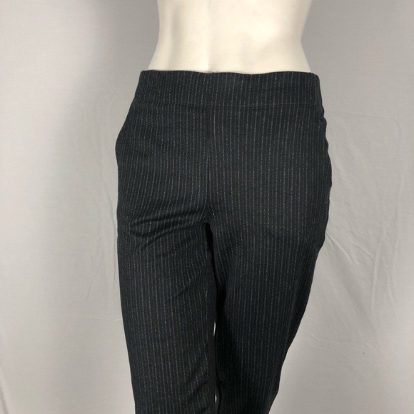 Max Studio Pinstripe Comfort Slacks | Tailored Workwear | Size XS - Picture 4 of 9